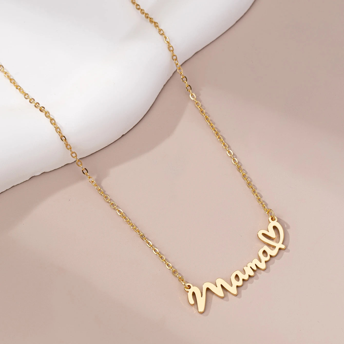 One-Piece Fashionable Heart-Shaped Mama/Mom/Mother Pendant Necklace Mother's Day Jewelry Gift