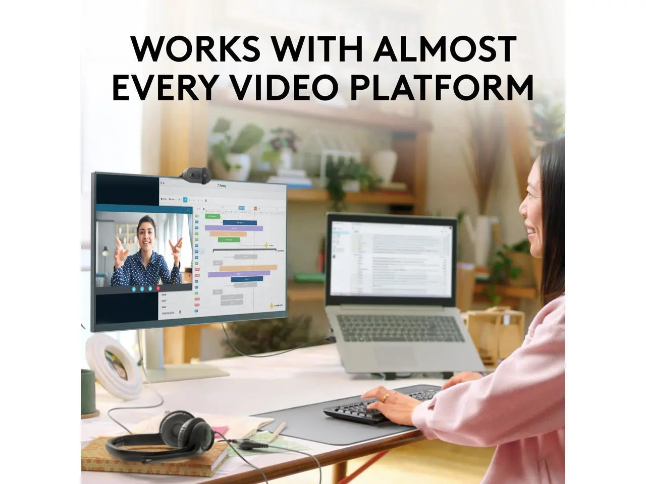 Logitech Brio 100 Full HD Webcam for Meetings and Streaming, Auto-Light Balance, Built-In Mic, Privacy Shutter, USB-A, for Microsoft Teams, Google Meet, Zoom and More - Graphite