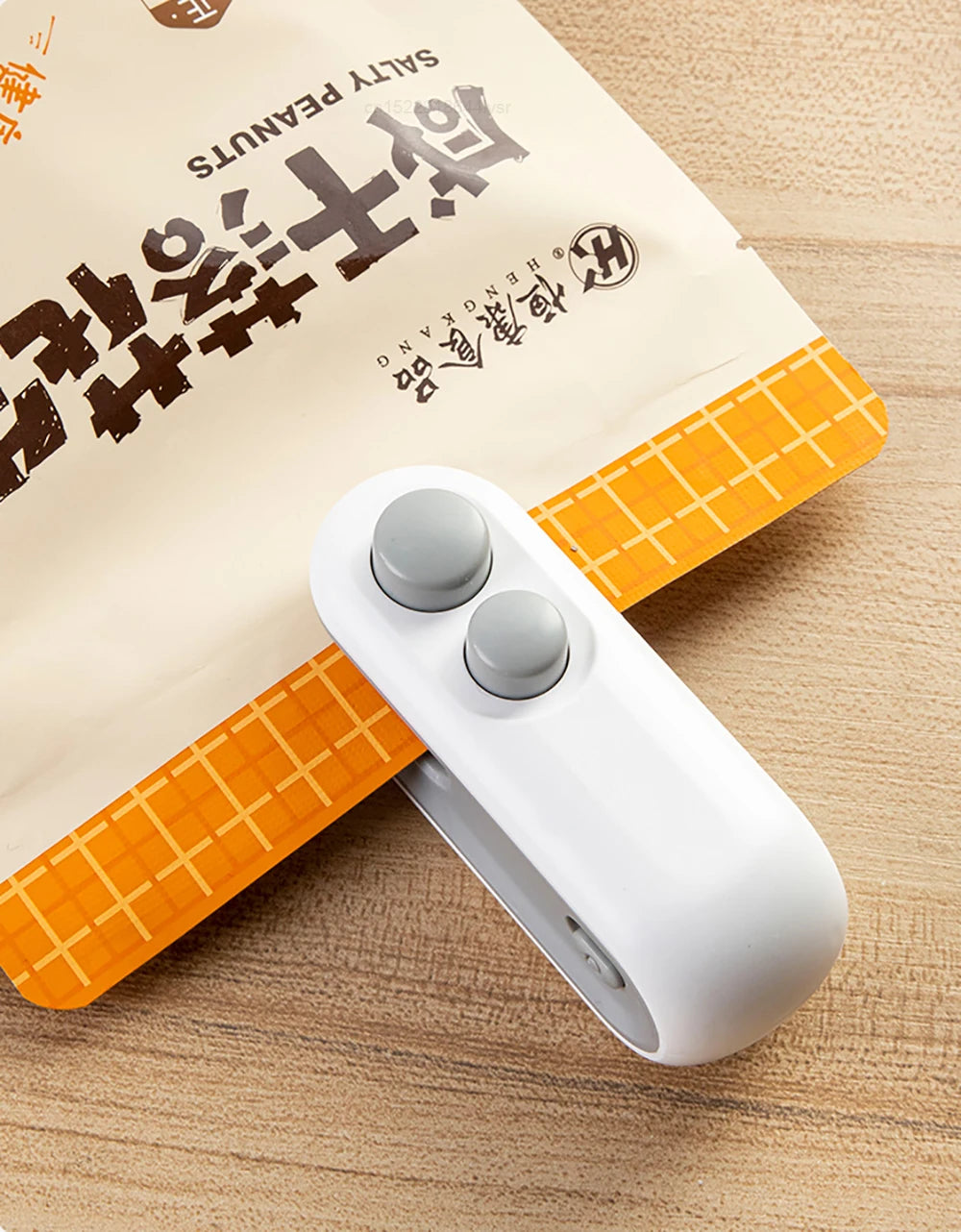 Mini Heat Bag Sealing Machine Plastic Bag Sealer Rechargeable Food Packing Bag Thermal Sealer Portable Plastic Bag Heat Sealer