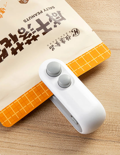 Mini Heat Bag Sealing Machine Plastic Bag Sealer Rechargeable Food Packing Bag Thermal Sealer Portable Plastic Bag Heat Sealer