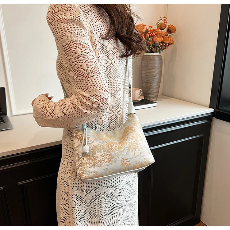Fashionable Chinese Embroidery Handbag Brand Versatile Shoulder Bag 2026 New Chinese Style Tote Bag Trend Designer Travel Wallet