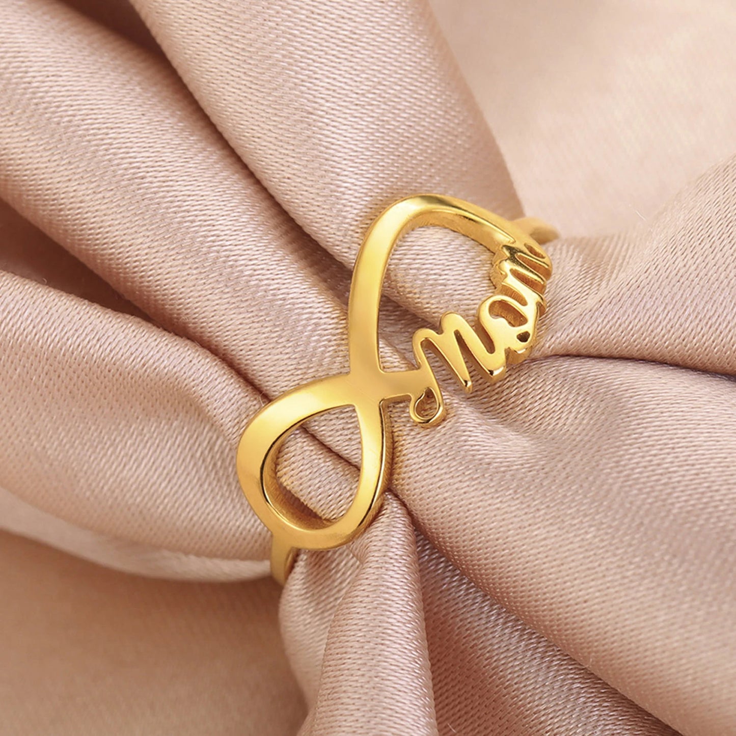 COOLTIME MOM Letters Infinite Love Symbol Ring Mum Women Stainless Steel Finger Ring Fashion Jewelry Mother's Day Gift Wholesale