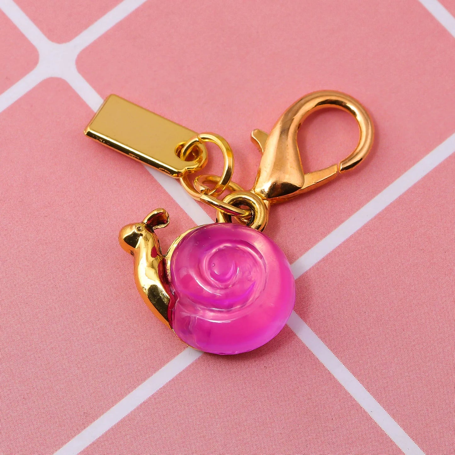 Pink Small Snail Bag Pendant Keychain Creative Cute Animal Charms Fashion Accessory for Women School Students Mother's Day Gift