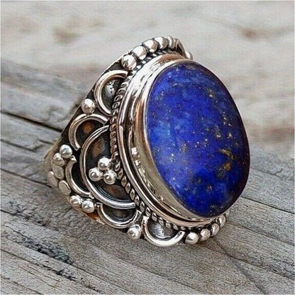 Vintage Gorgeous Inlaid Oval Synthetic Lapis Lazuli Hand Carved Ring for Women Exquisite Fashion Banquet Silvery Plated Jewelry
