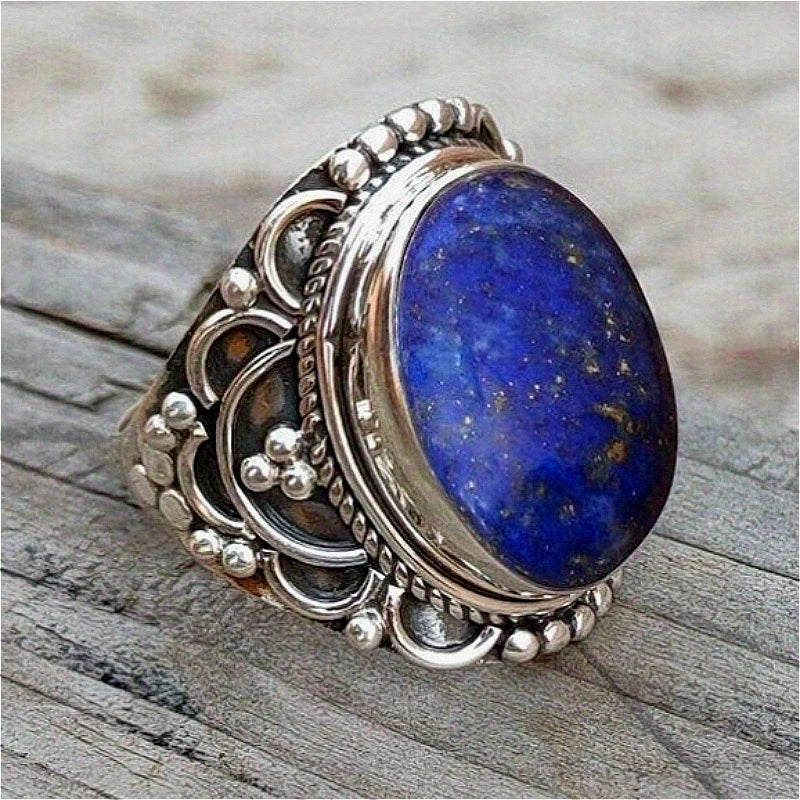 Vintage Gorgeous Inlaid Oval Synthetic Lapis Lazuli Hand Carved Ring for Women Exquisite Fashion Banquet Silvery Plated Jewelry