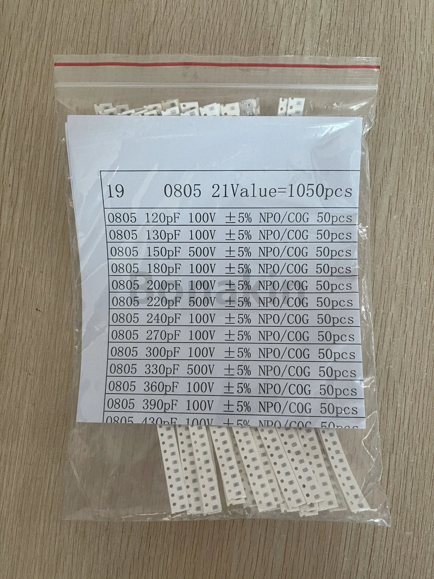 01005 0201 0402 0603 0805 1206 1210 1808 1812 2220 SMD Ceramic Capacitor Assorted Kit 100pF 10nF Chip Capacitance Set 100nF 10uF