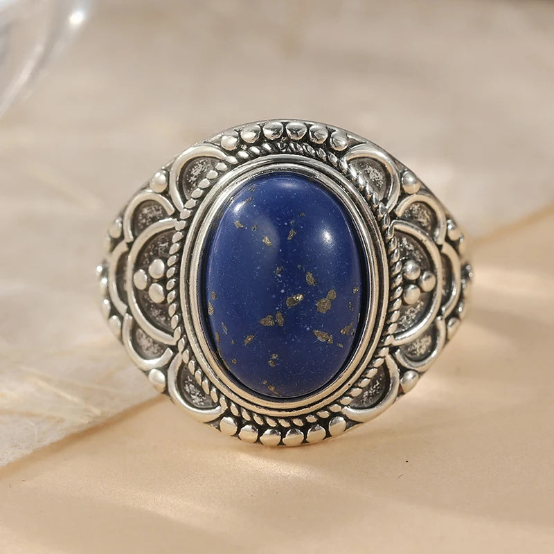 Vintage Gorgeous Inlaid Oval Synthetic Lapis Lazuli Hand Carved Ring for Women Exquisite Fashion Banquet Silvery Plated Jewelry