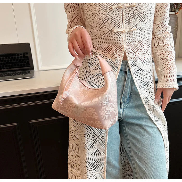 Fashionable Chinese Embroidery Handbag Brand Versatile Shoulder Bag 2026 New Chinese Style Tote Bag Trend Designer Travel Wallet