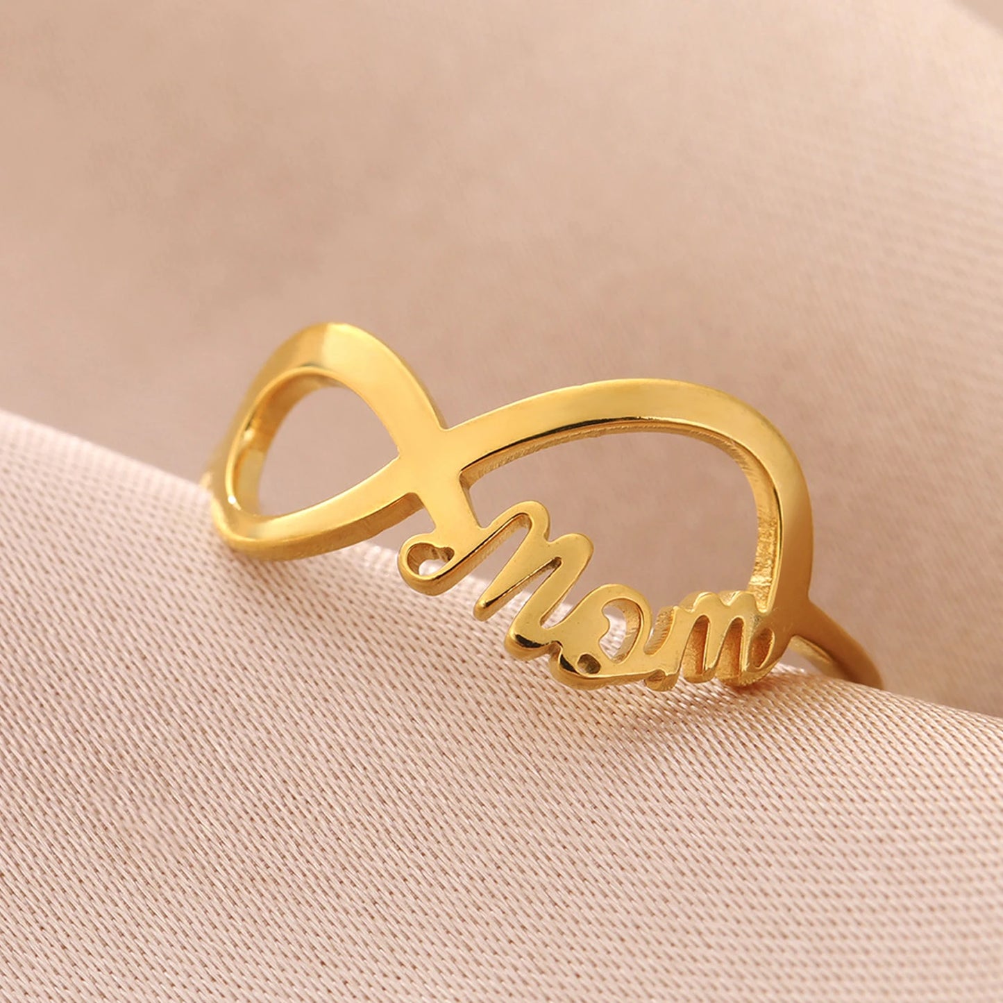 COOLTIME MOM Letters Infinite Love Symbol Ring Mum Women Stainless Steel Finger Ring Fashion Jewelry Mother's Day Gift Wholesale