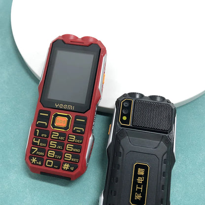 YEEMI Q8 GSM 2G Rugged Phone Big Battery Dual Flashlight 2.4inches HD Screen Dual SIM Mobile Phone Large Button Cellphone