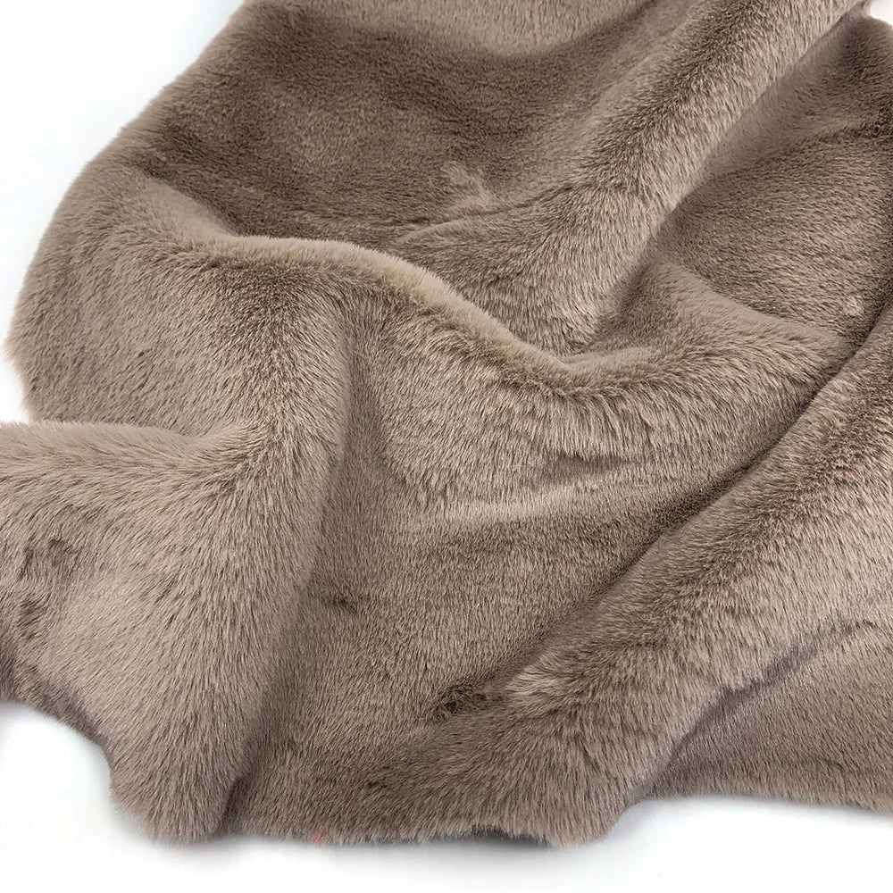 1Pcs 50/80/160cm Faux Rabbit Fur Fabric 100% Polyester 10mm Pile Super Soft Plush Fabric For Handmade Stuffed Toys Sewing Fabric
