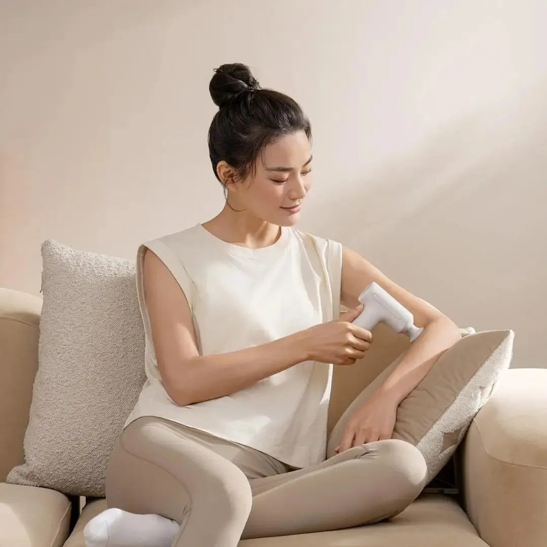 New Mijia Mini Fascia Gun 3 Portable Muscle Massage Gun Thrust Brushless Silent Motor 3 Massager Heads Relax Body Type-C CN