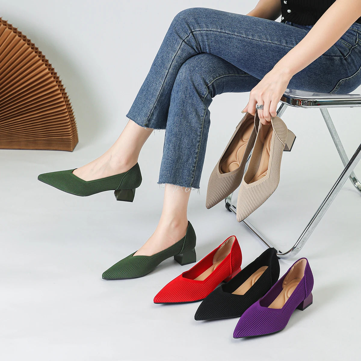 2025 New Women's High Heels Large 42/43 Fashion Pointed Anti slip Rubber Bottom Knitted Breathable Shoes