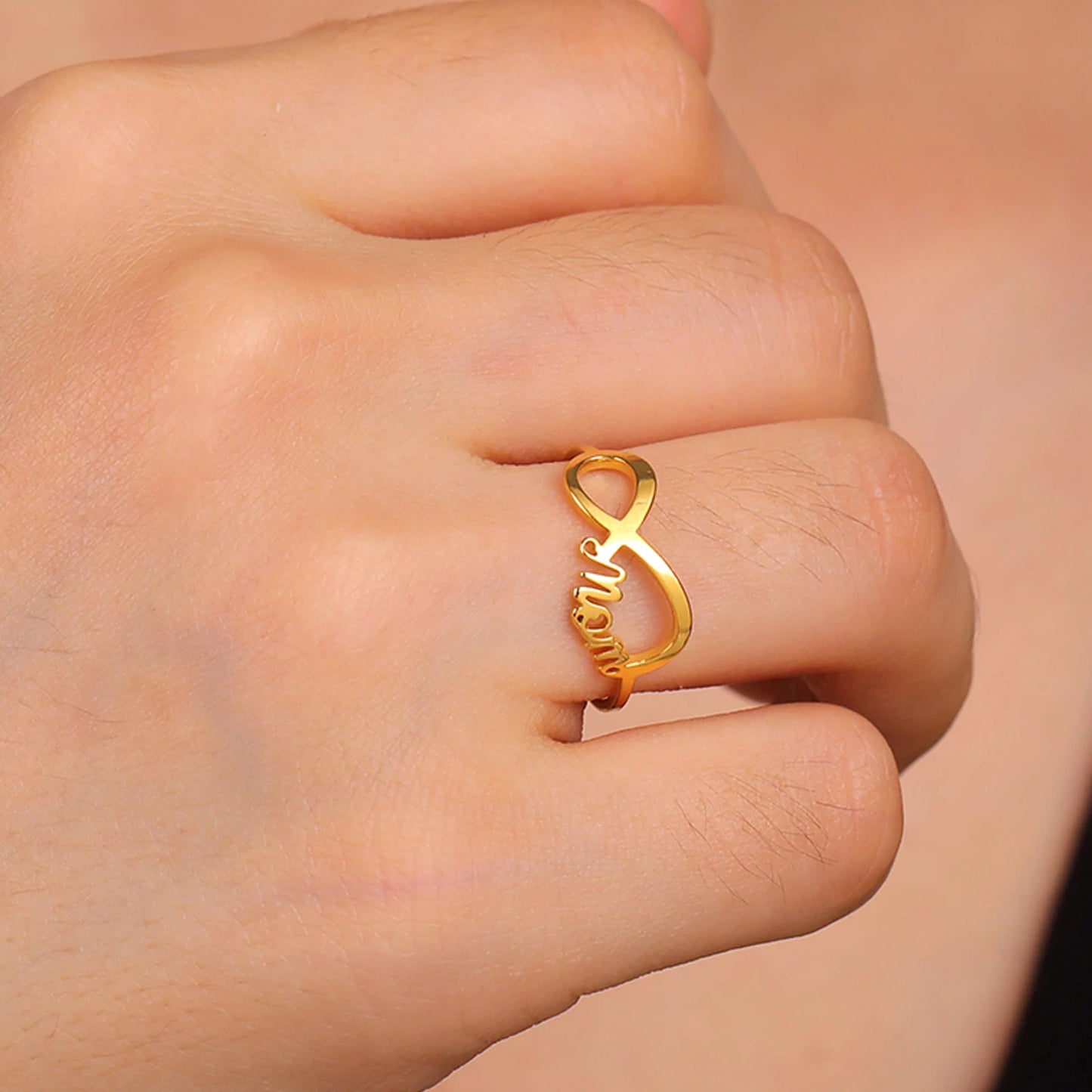 COOLTIME MOM Letters Infinite Love Symbol Ring Mum Women Stainless Steel Finger Ring Fashion Jewelry Mother's Day Gift Wholesale